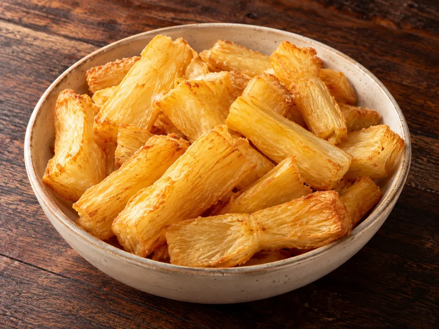 Ilustração de Macaxeira frita gerada por IA